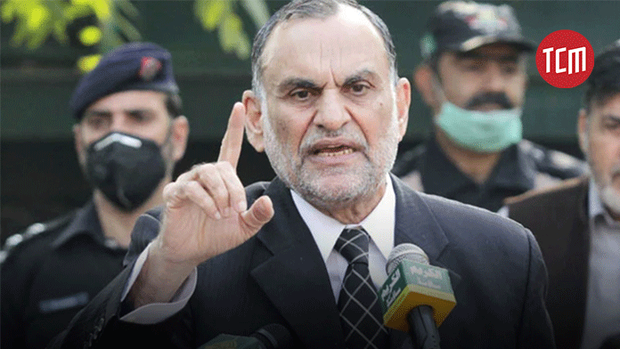 Here’s What Azam Swati Said Regarding Military’s Involvement in Politics